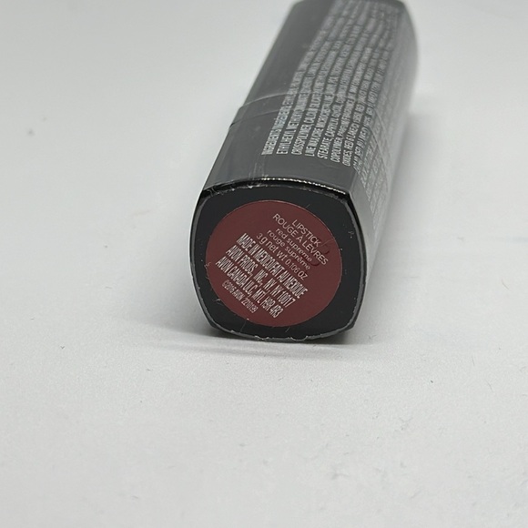 Avon True Color Perfectly Matte Lipstick Rouge A Levres - Picture 2 of 2